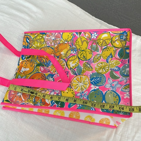Lilly Pulitzer | Reusable shopping tote - Picture 7 of 9